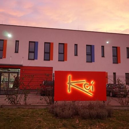 Koi Restaurant And Guest House Żory Kültér fotó